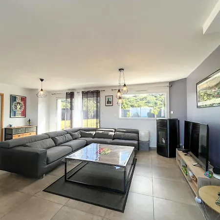 Maison Levi Avec Vue Et A 200m Du Port