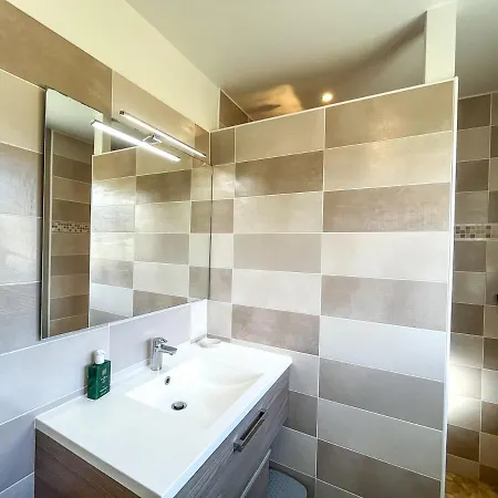 Maison Levi Avec Vue Et A 200m Du Port *